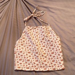Floral crop top, never worn new with tag